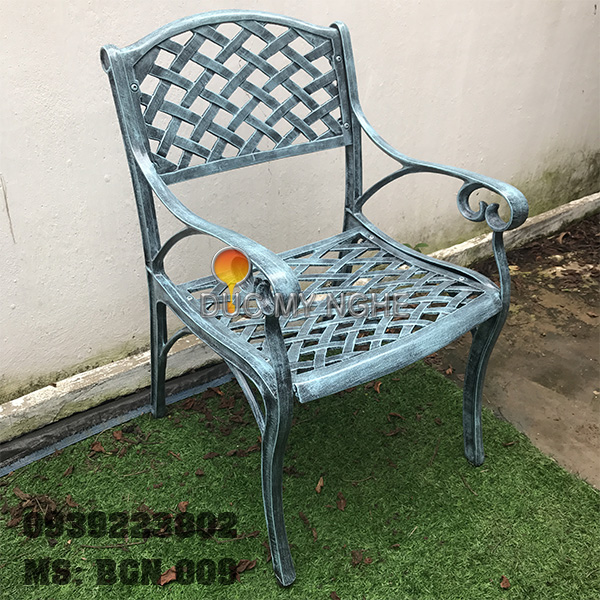 Bàn ghế nhôm đúc BGN 009